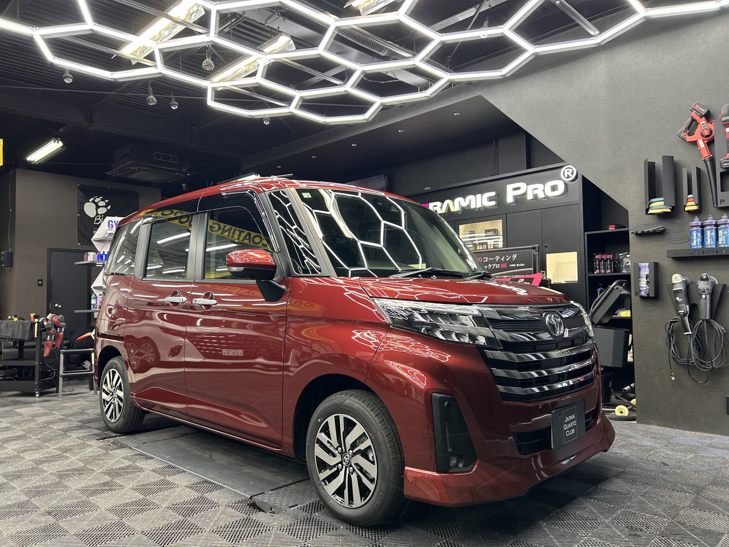 兵庫県神戸市　トヨタ　ルーミー